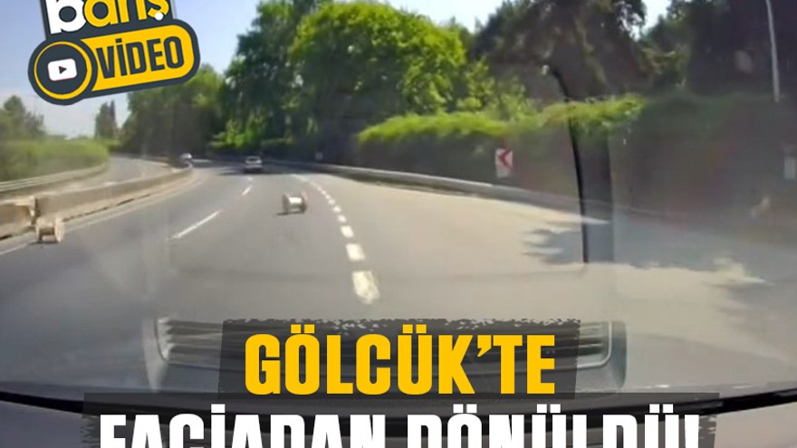 Gölcük’te tırın dorsesinden makaralar yola saçıldı