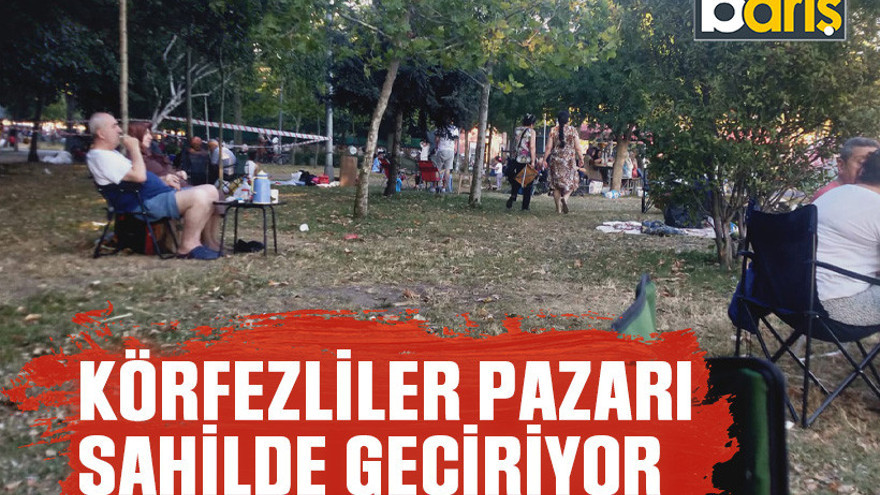 Körfezliler pazarı sahilde geçiriyor