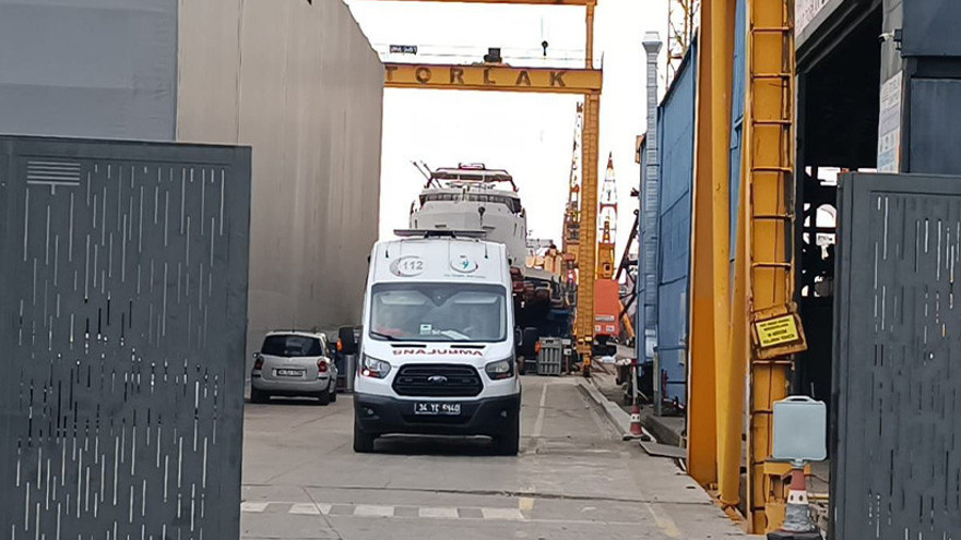 Tuzla tersanesinde patlama: Ölü ve yaralılar var