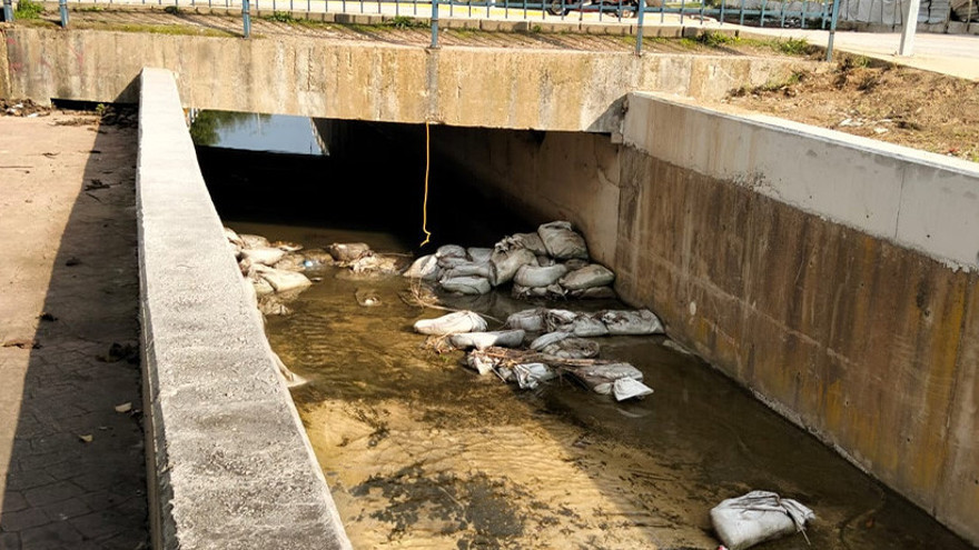 Kartepe Kule Deresi’nde çirkin görüntü