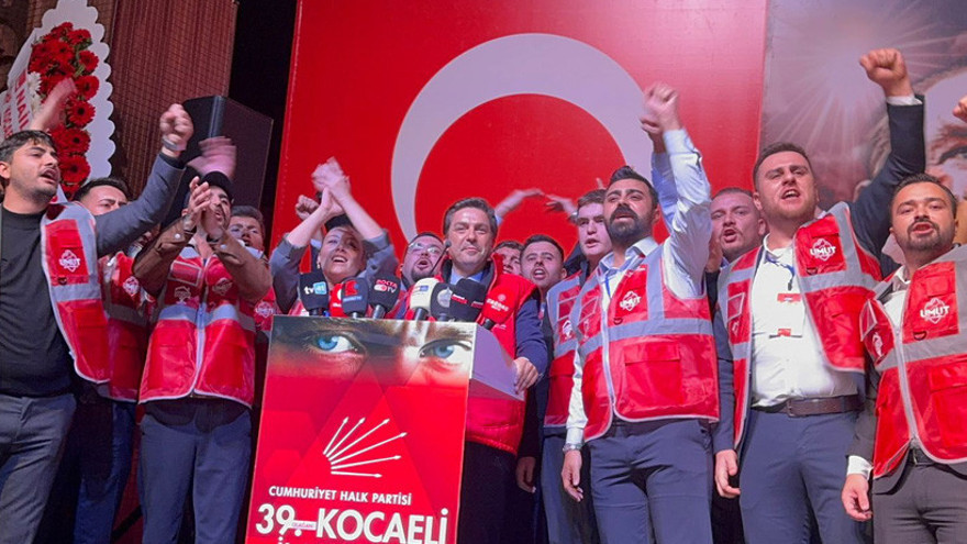 Bülent Sarı'ya gençlerden görülmemiş destek!