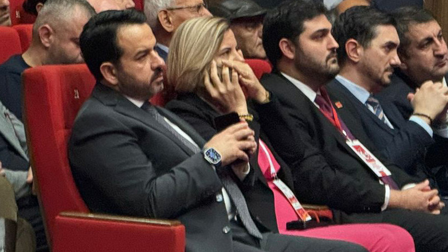 Kongre başladı Hürriyet’in telefon mesaisi bitmedi!