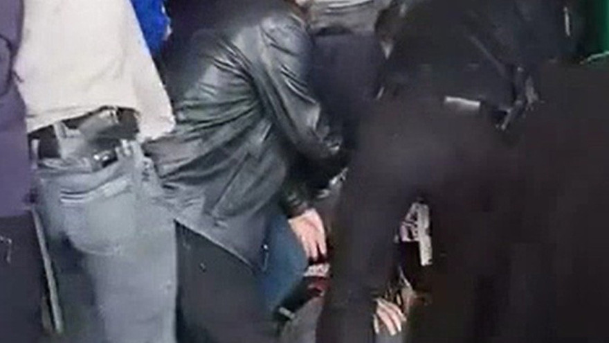 İzmit Otogar'da korku dolu anlar: Polis vurarak durdurdu