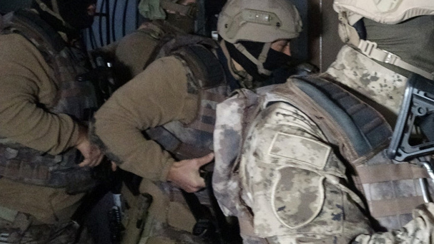 50 ilde FETÖ’ye dev operasyon!