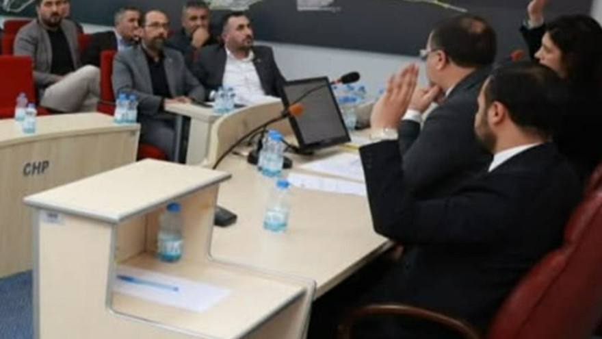 Derince bütçe görüşmeleri meclisi gerdi!