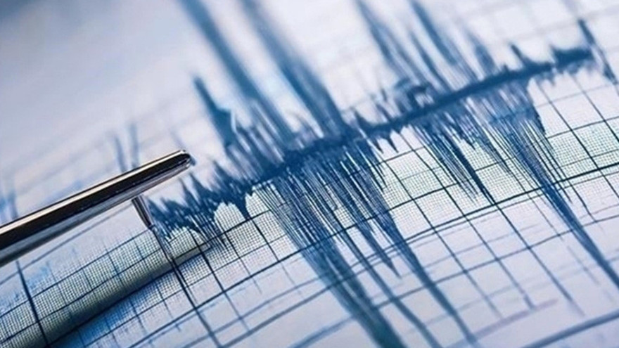 6.1 büyüklüğünde deprem. Kocaeli fena sallandı