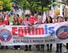 Dernekler hadsiz profesöre tepki için toplandı!